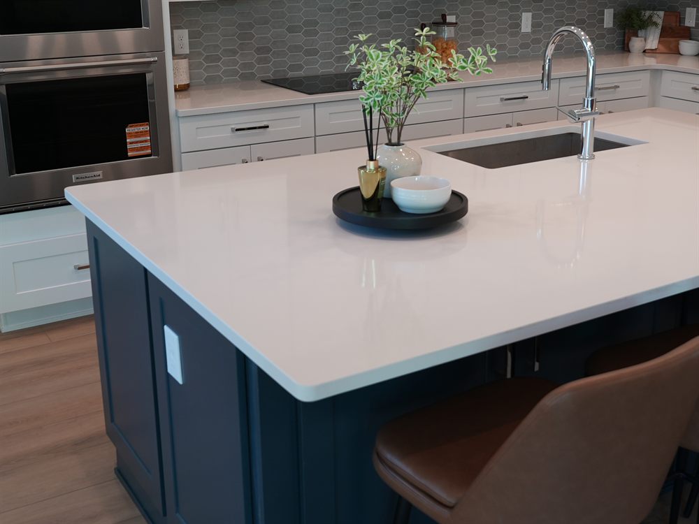 Quartz & cabinetry